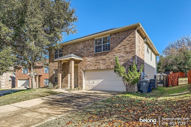 Foto del edificio - 1310 Pigeon Ct