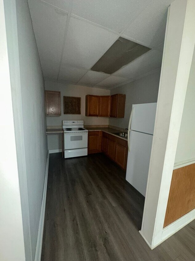 108 W Main Apartment for Rent in Fountain City, IN