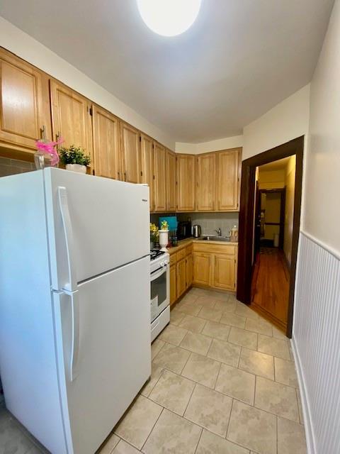 Foto del edificio - 47 E 10th St