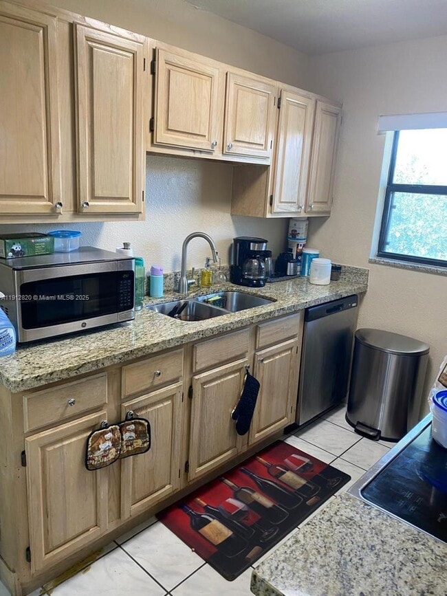 Building Photo - 10370 SW 220th St