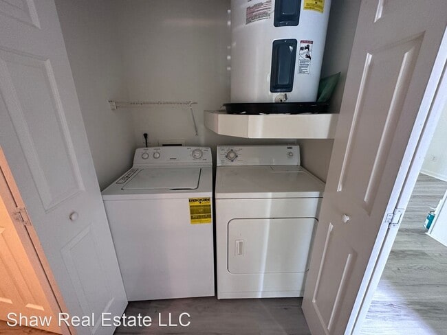 Building Photo - 2 br, 2 bath House - 3669 Merestone Drive
