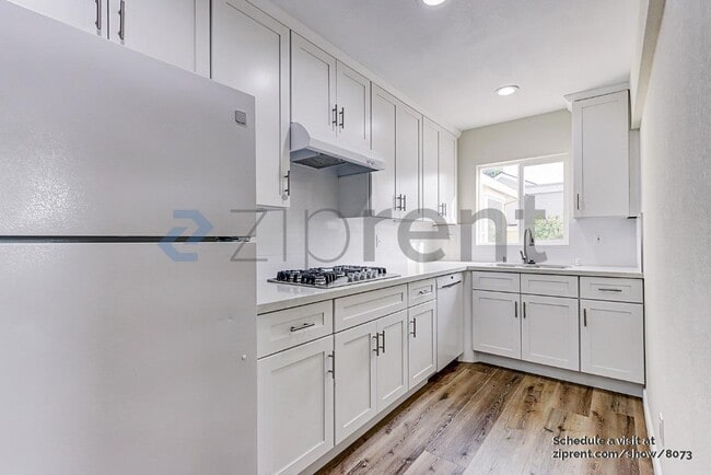Building Photo - 2259 Goldcrest Cir