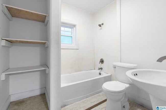 Foto del edificio - 408 5th Place Pratt