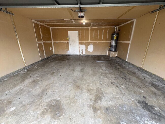 Foto del edificio - Very Nice Home for Rent! Swimming Pool!