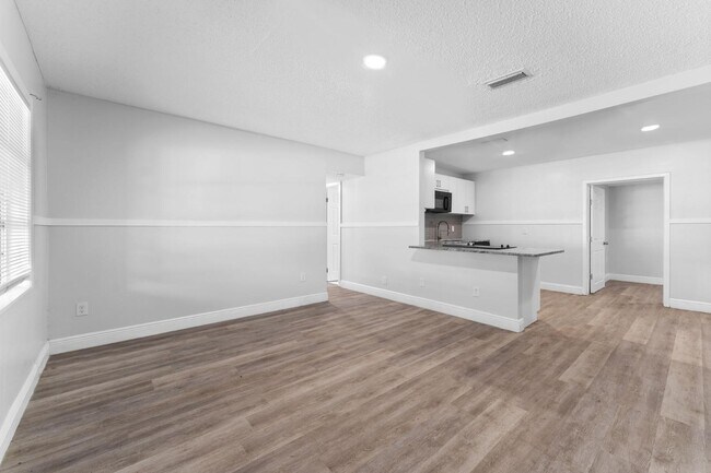 Foto del edificio - 7513 N Cortez St