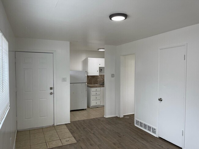 Building Photo - 3440 S 200 E
