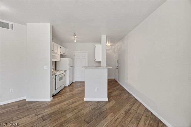 Foto del edificio - 7127 S Durango Dr