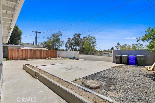 Foto del edificio - 3008 N Arrowhead Ave