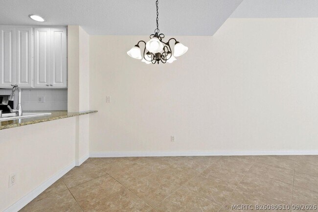 Building Photo - 1836 Jeaga Dr