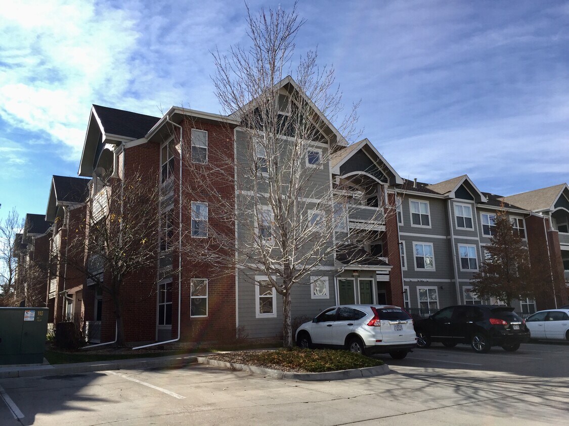 14231 E 1st Dr Unit 107, Aurora, CO 80011 Condo for Rent in Aurora