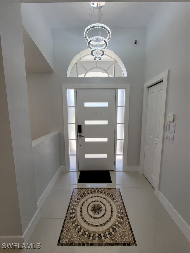 Building Photo - 237 SW 47th St