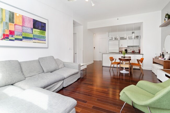 Building Photo - 2D @ Adagio