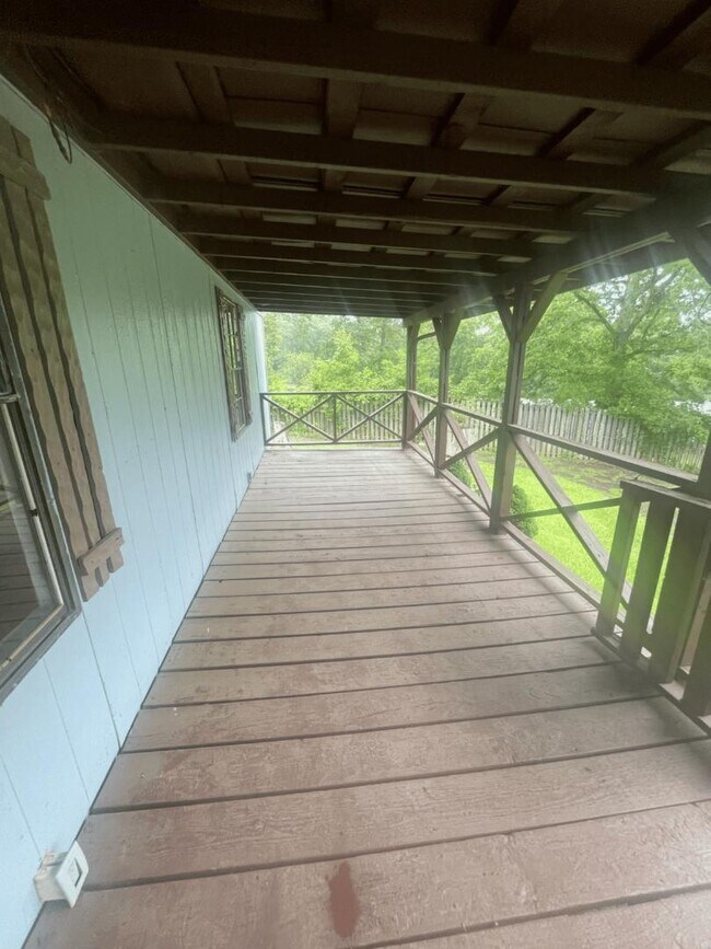 Foto del edificio - 255 Woodville Heights Cir