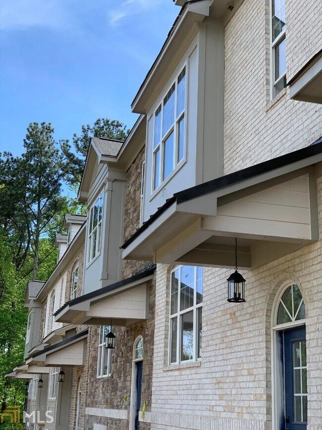 Building Photo - 140 Wren Dr