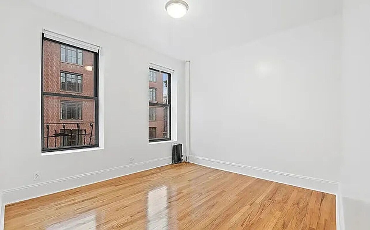 117 Perry Street Room for Rent in New York, NY