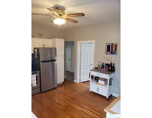 Foto del edificio - 50 Maverick St