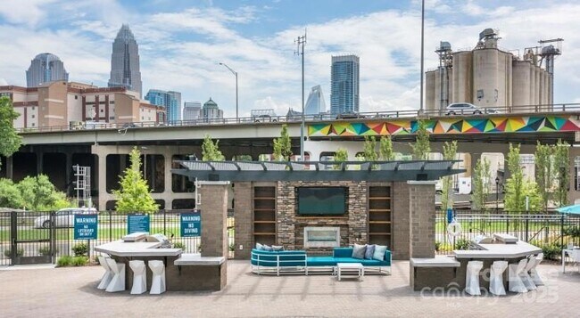 Building Photo - 606 Nc Music Factory Boulevard