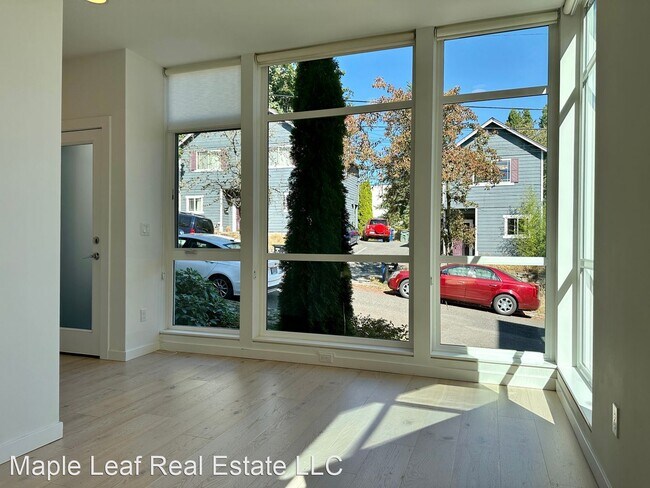 Foto del edificio - 3 br, 2.5 bath House - 2019 E Spruce St