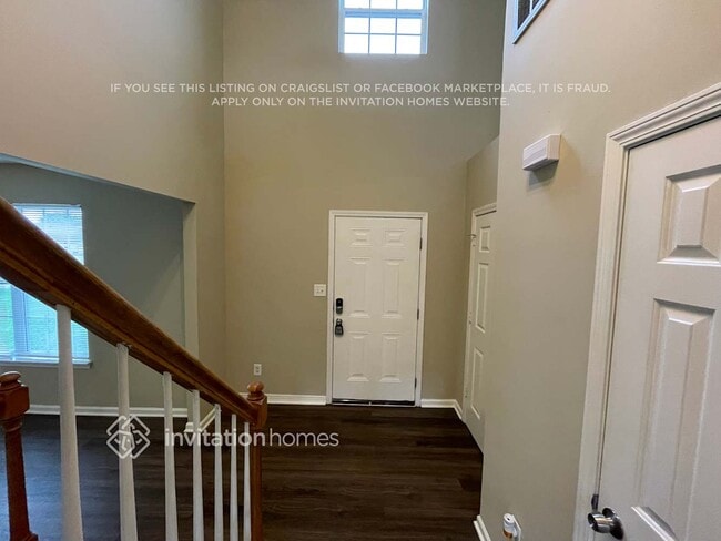 Building Photo - 171 Golding Dr
