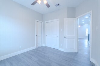 Building Photo - 5807 Cypress Mound Ct