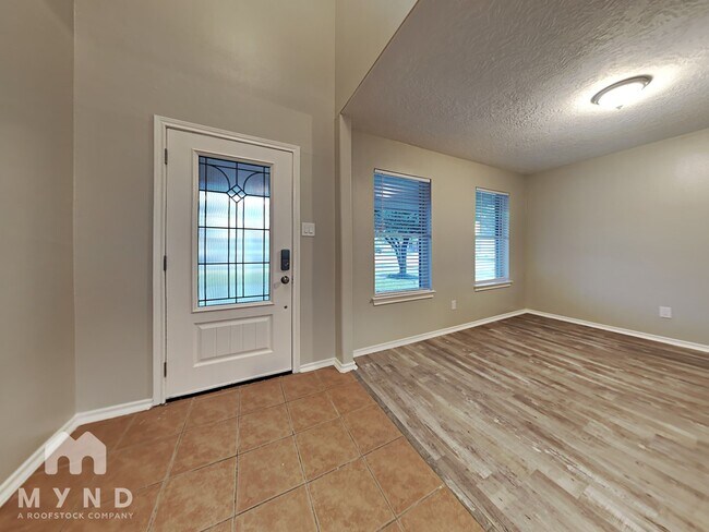 Foto del edificio - 10507 Scenic Cove Ct