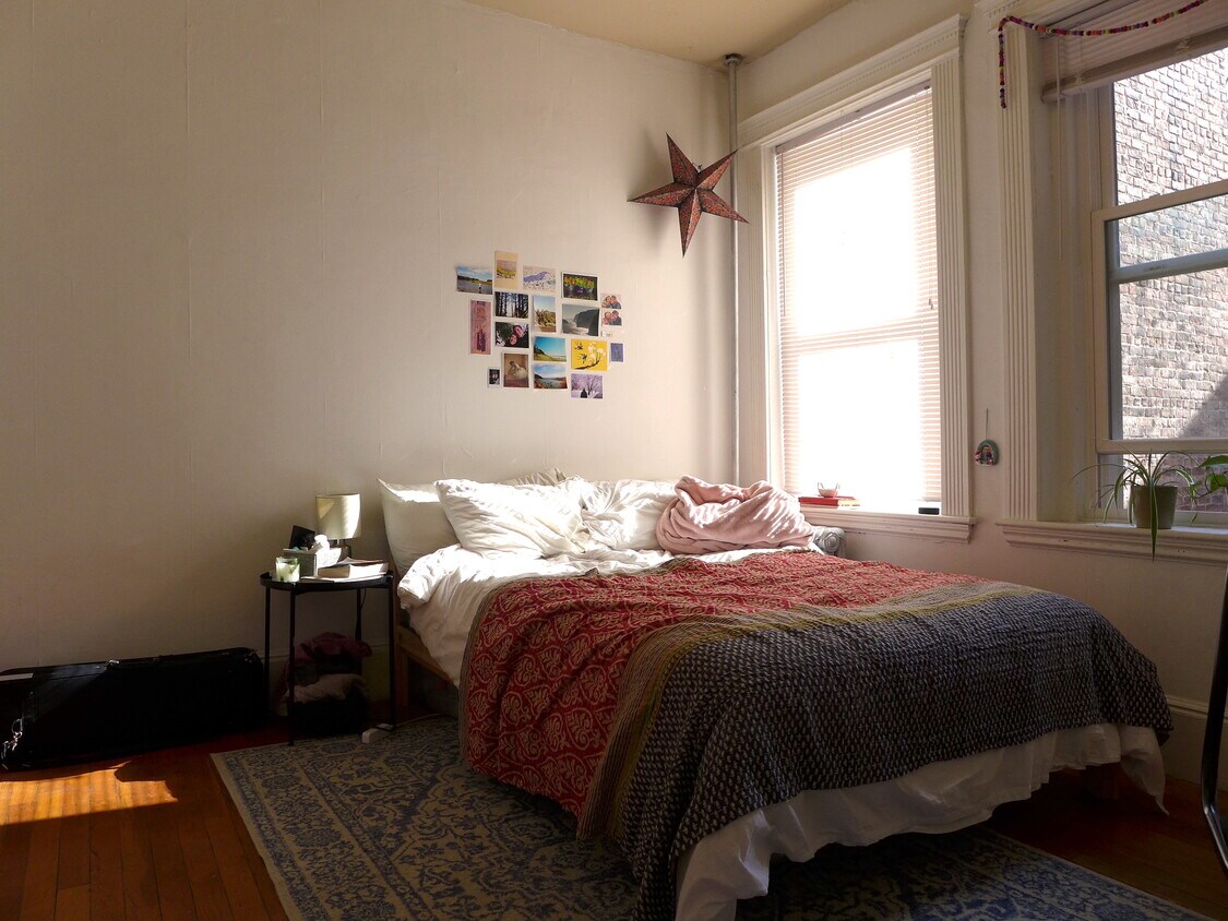 Foto principal - 12 Westland Ave