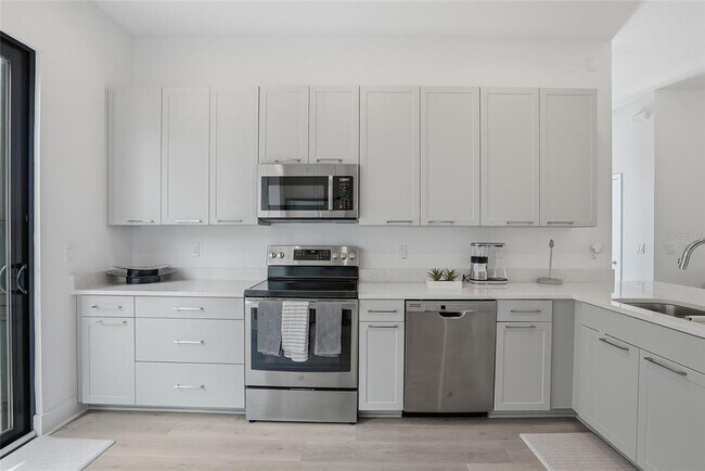 Foto del edificio - 4810 W McElroy Ave