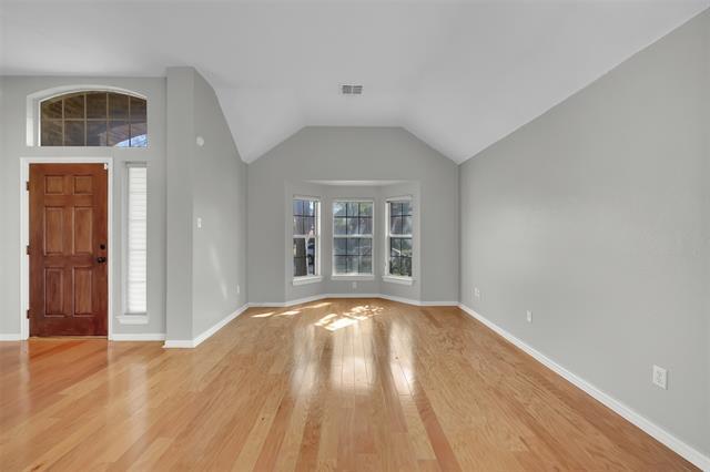 Foto del edificio - 2733 Serena Ct