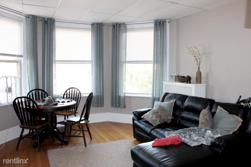Foto principal - 879 Beacon St
