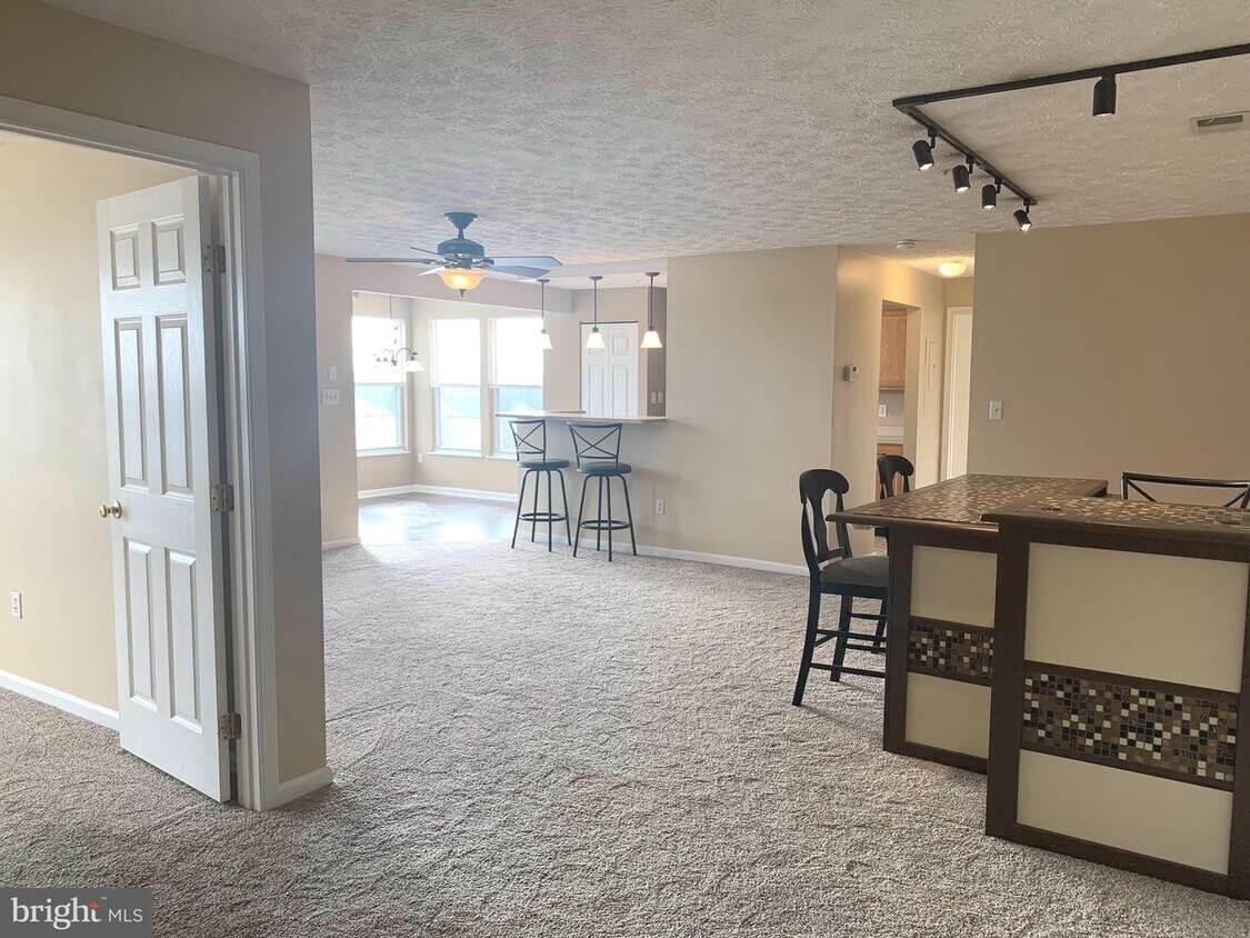 703 Orchard Overlook Unit 203, Odenton, MD 21113 Condo for Rent in