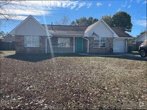 Building Photo - 4007 Lochmoor Dr