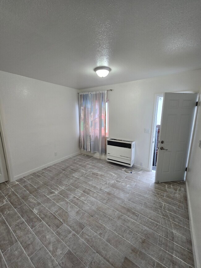 Foto del edificio - 24 E 56th St