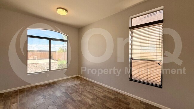 Foto del edificio - 1415 W Windsong Dr