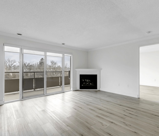 Building Photo - Rivers Edge I (200 Eagle Street)