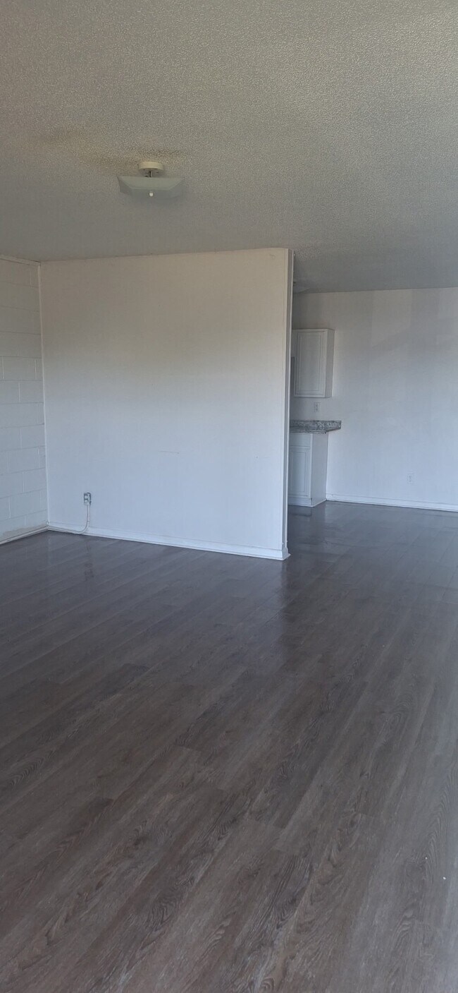 Foto del edificio - 2873 Hwy 43 S