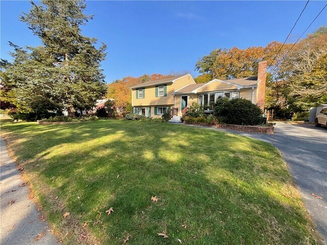 Foto del edificio - 115 Brookside Dr