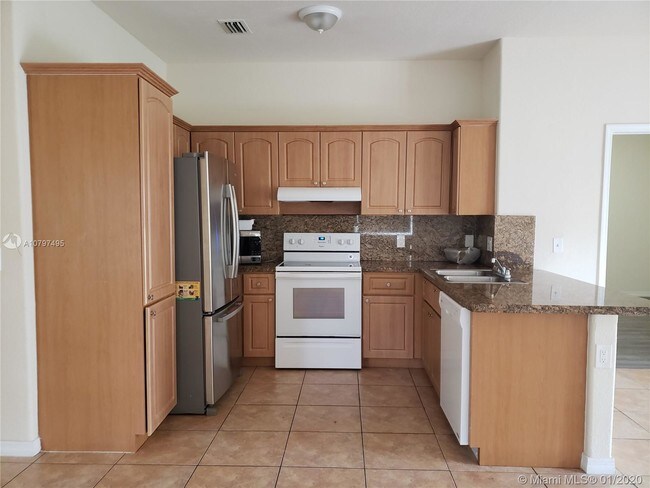Building Photo - 13284 Old Biscayne Dr