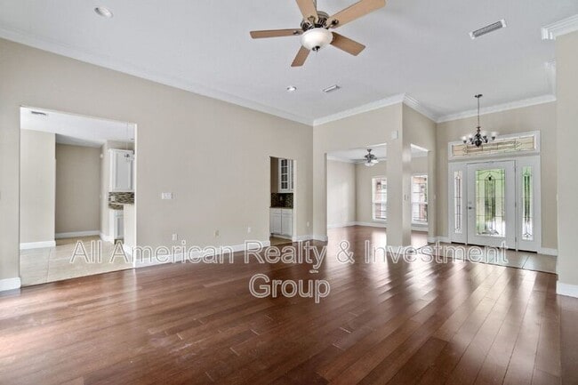 Building Photo - 4301 Hidden Lakes Dr