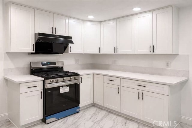 Building Photo - 23120 Posada Dr