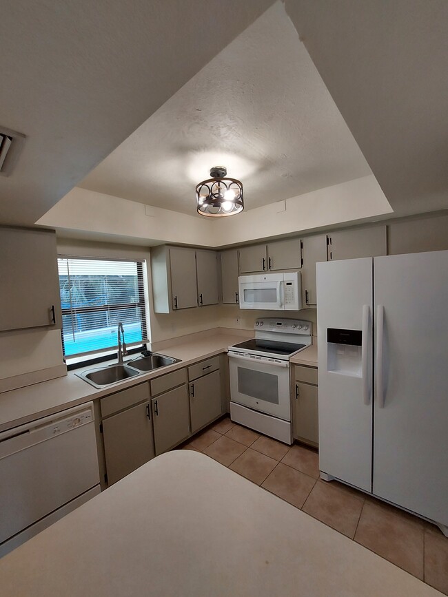 Foto del edificio - 801 SW 10th Pl