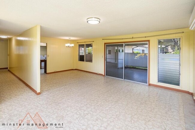 Building Photo - 1428 Ala Iolani St