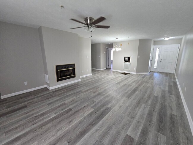 Foto del edificio - 3375 Galleria Dr