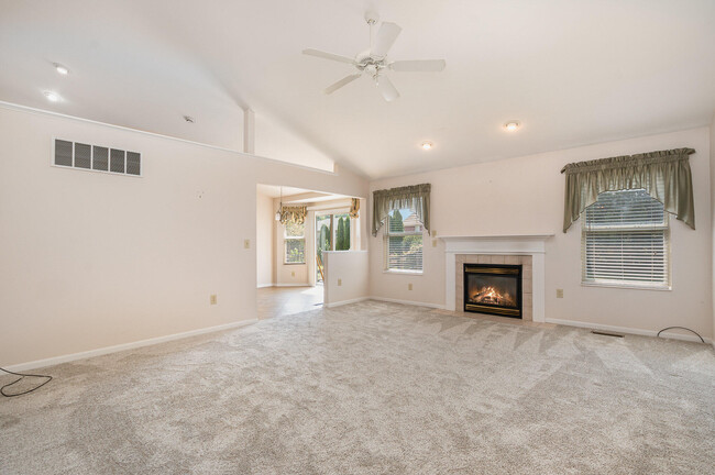 Building Photo - 7393 Maybury Ct
