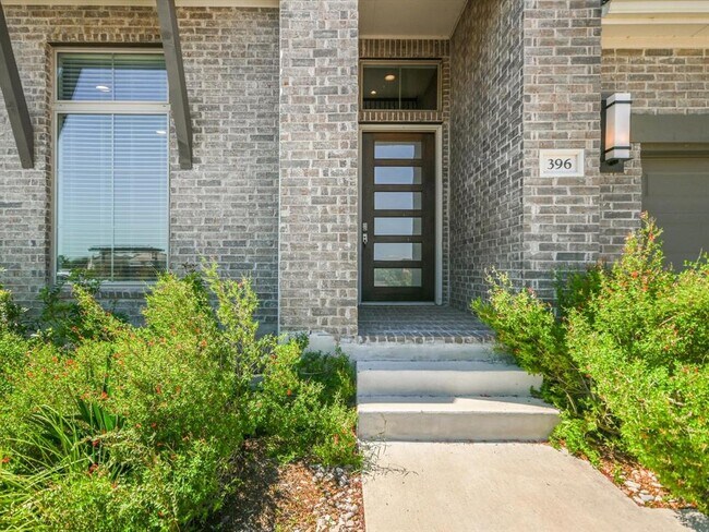 Building Photo - 396 Cold Riv Run