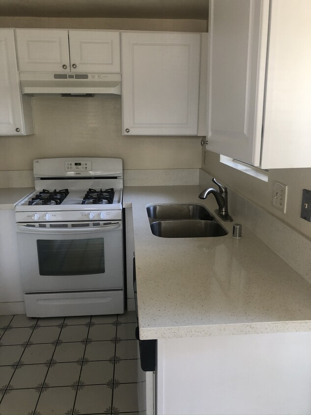 Primary Photo - 4414 Delta St