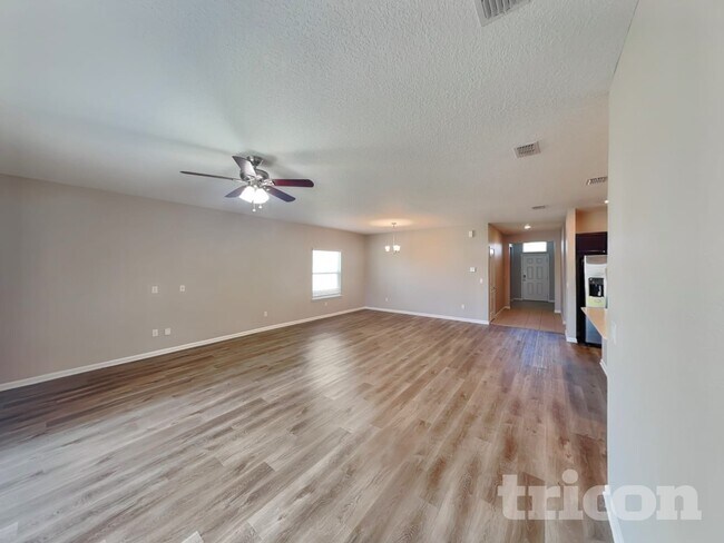 Foto del edificio - 154 Bloomfield Wy