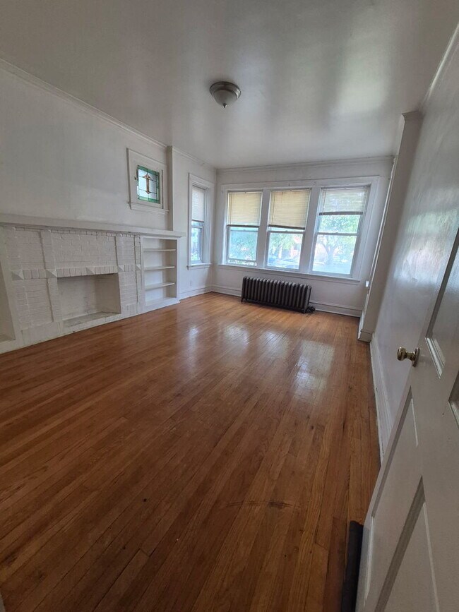 Foto del edificio - 4722 N Kennicott Ave