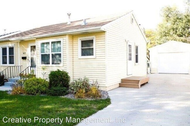 Building Photo - 3 br, 2 bath House - 417 21st St NW