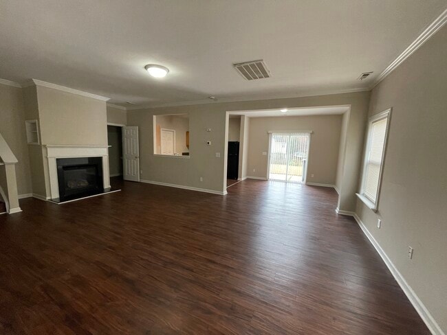 Foto del edificio - 4323 Leopold Pl