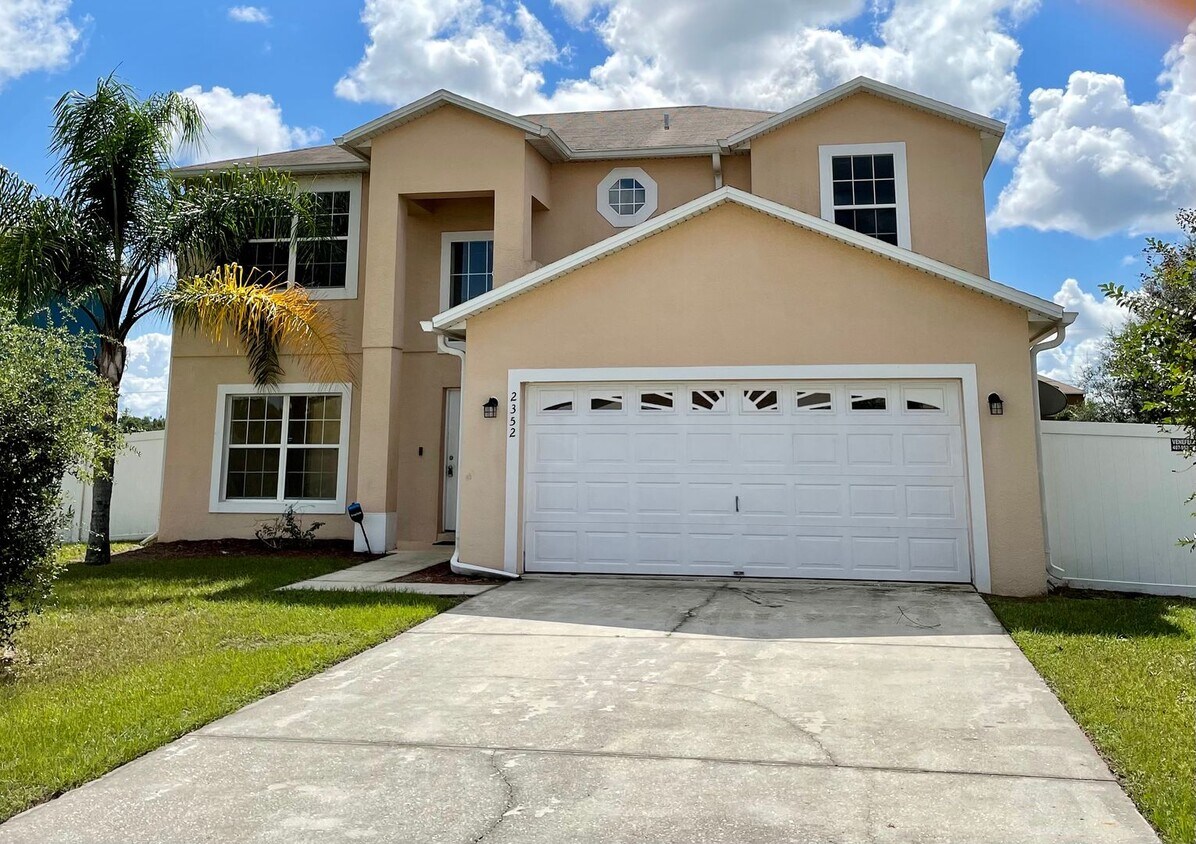 Primary Photo - Totally Renovated and Upgraded Two Story H...